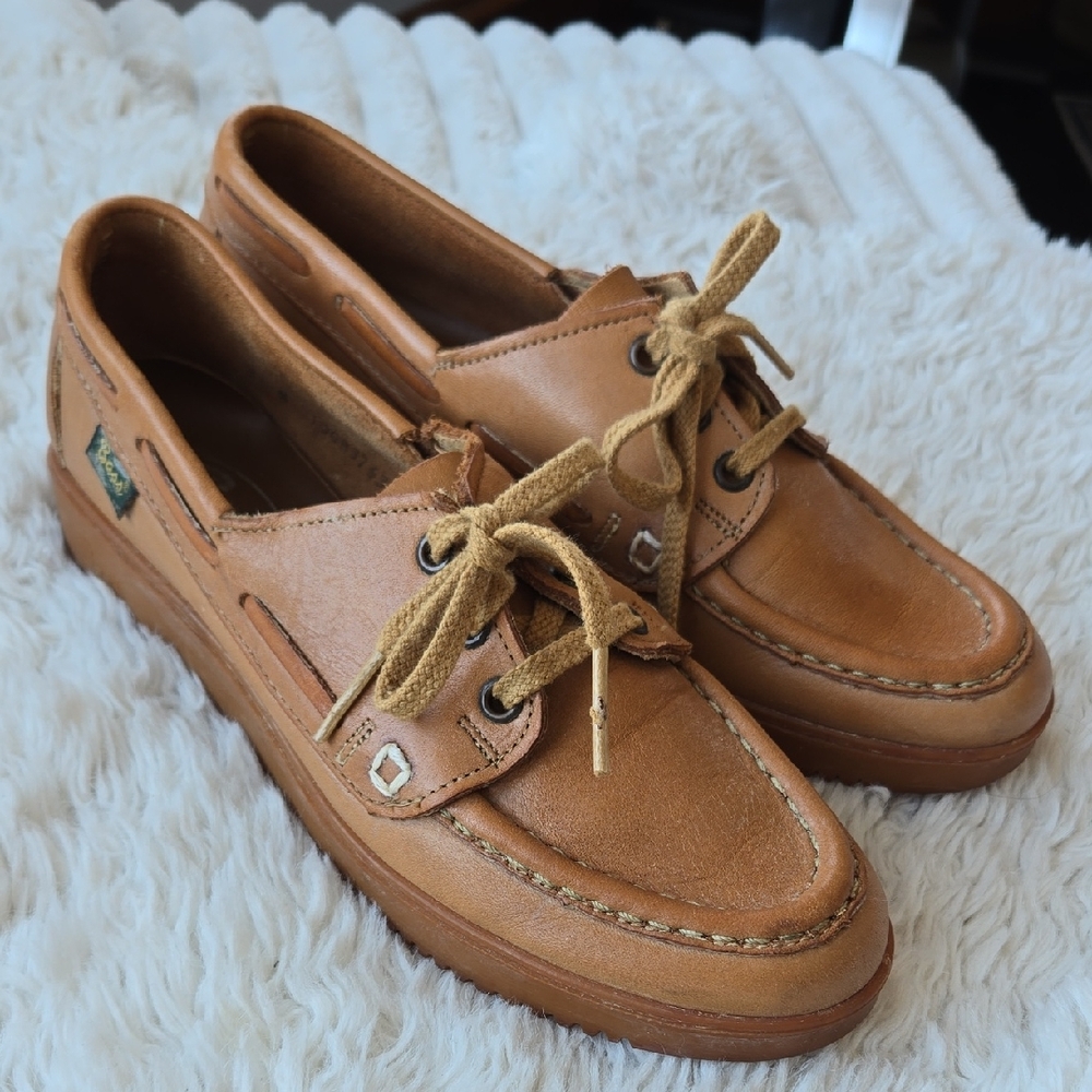 Bass Tan Leather Moccasins with Golden-Tan Laces